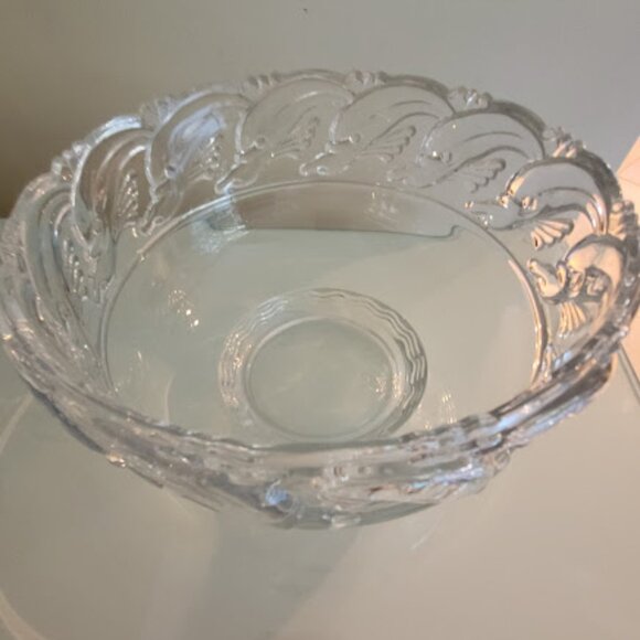 Tiffany Dolphin Bowl - Picture 4 of 14